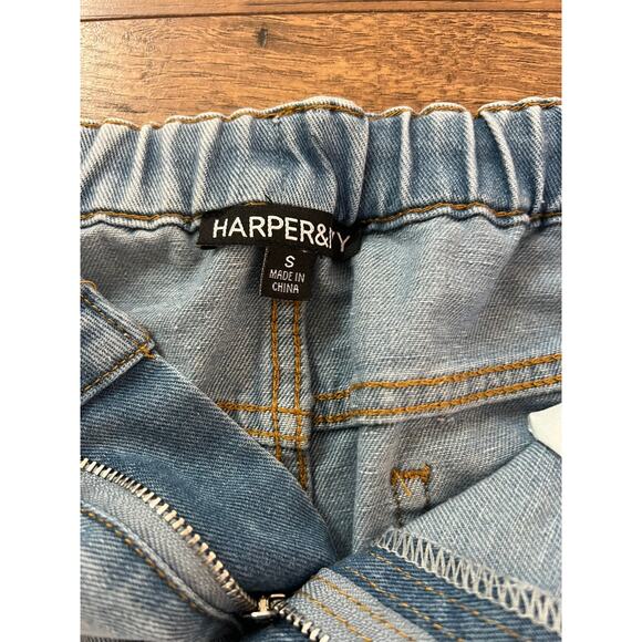 Juniors' Harper & Ivy Mini Light Wash Denim Cargo Skirt Sz Small - Picture 4 of 8